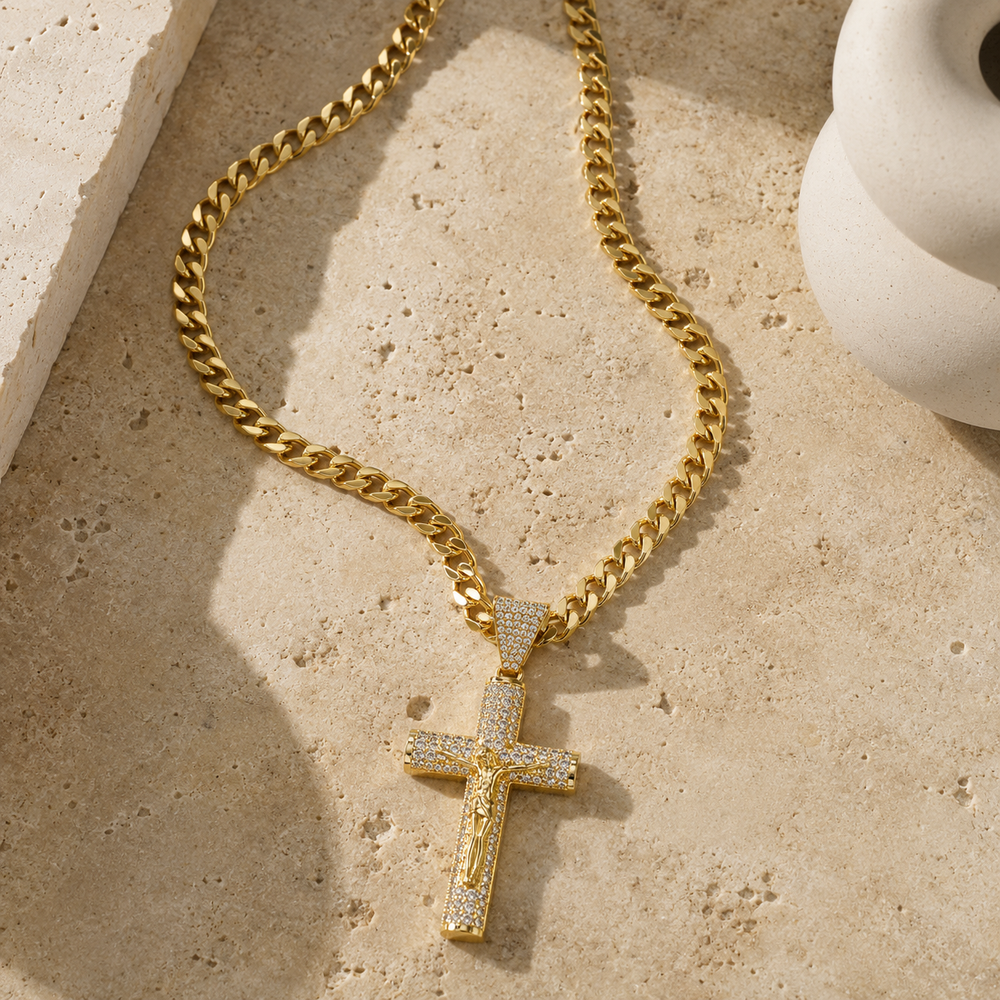 Cadena con Cruz de Oro de 14K